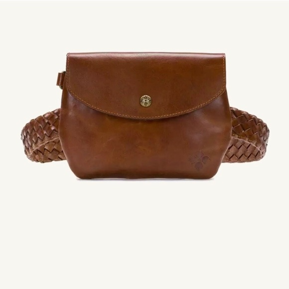 Patricia Nash Handbags - Patricia Nash Marini Tan Woven Belt Bag New Sz L